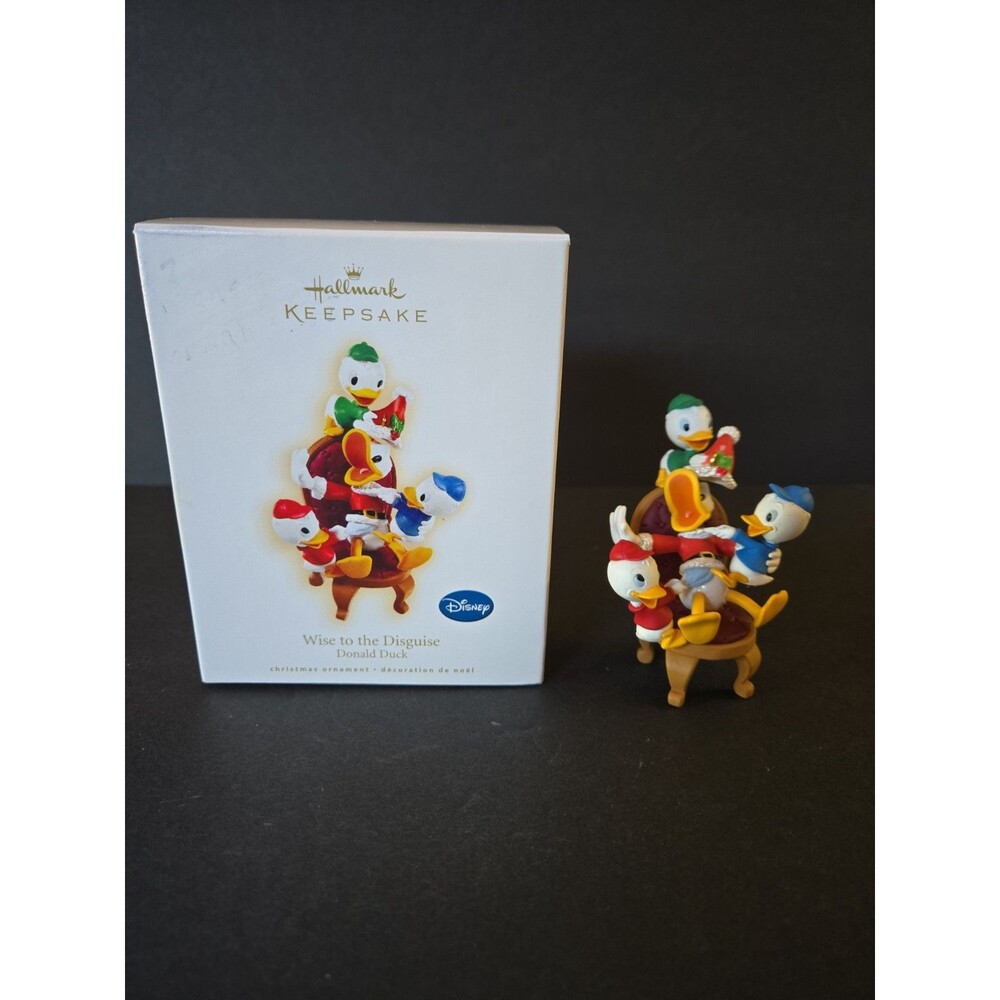 Hallmark Keepsake Wise To The Disguise Donald Duck Ornament 2009 Disney W Box